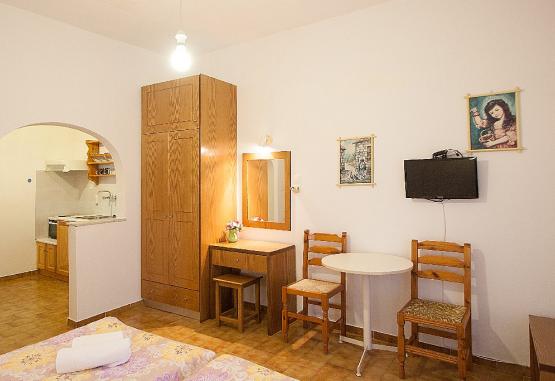 Ketty - Koukounaries  Skiathos Grecia