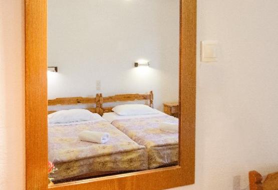 Ketty - Koukounaries  Skiathos Grecia
