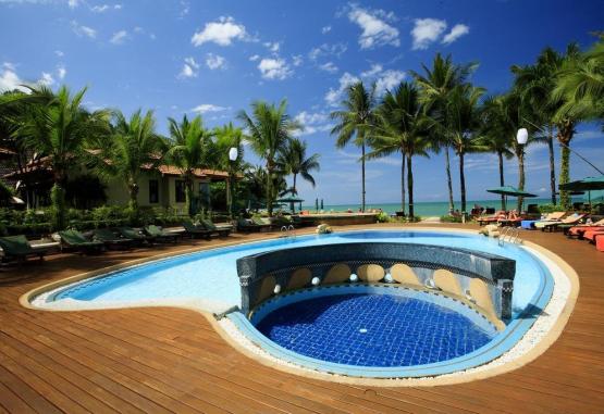 Khao Lak Bayfront Resort  Phuket Regiunea Thailanda