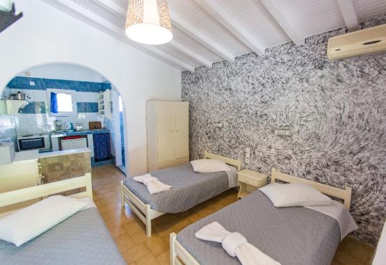 Michalis Studios - Troulos  Skiathos Grecia