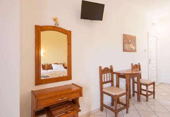 Olga Studios and Apartments - Megali Ammos  Skiathos Grecia