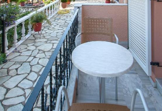 Olga Studios and Apartments - Megali Ammos  Skiathos Grecia