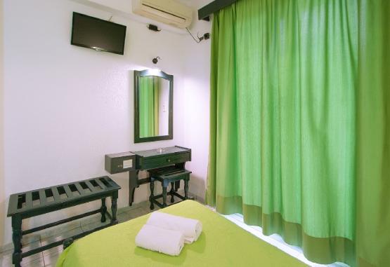 Roula Beach Villa - Megali Ammos  Skiathos Grecia