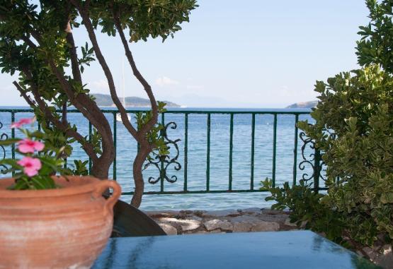 Roula Beach Villa - Megali Ammos  Skiathos Grecia