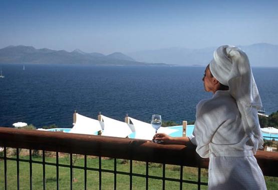Ionian Blue Bungalows and Spa Resort   Insula Lefkada Grecia
