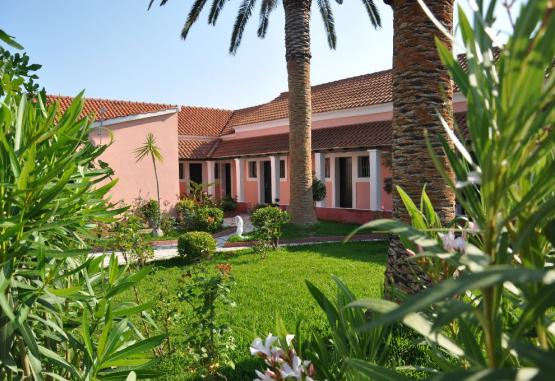 Tassos Apartments   Insula Corfu Grecia