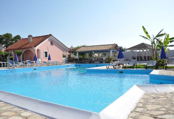 Tassos Apartments   Insula Corfu Grecia