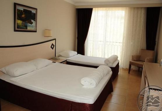 MISTRAL HOTEL MALIA  Heraklion Grecia