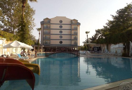 MISTRAL HOTEL MALIA  Heraklion Grecia