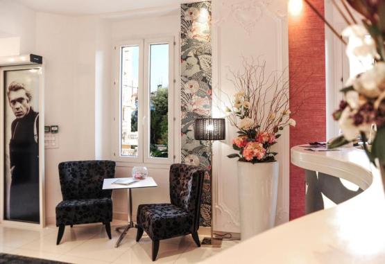 Hotel Renoir  Cannes Franta