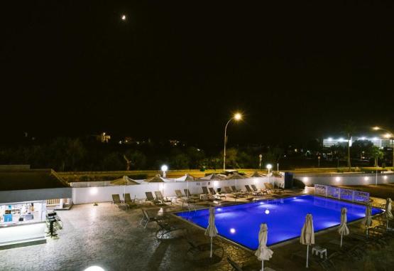 Kaos Hotel Apartments  Ayia Napa Cipru