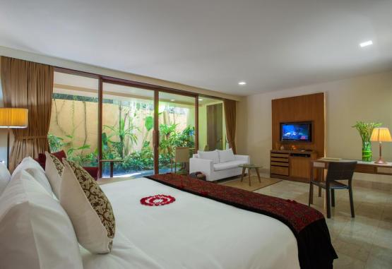 Komaneka at Rasa Sayang  Bali Indonezia