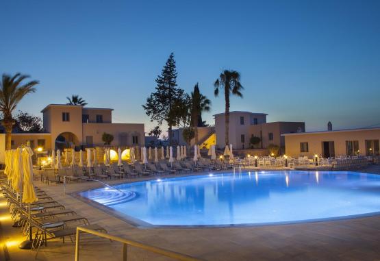 Louis St. Elias Resort & Waterpark 4* Protaras Cipru