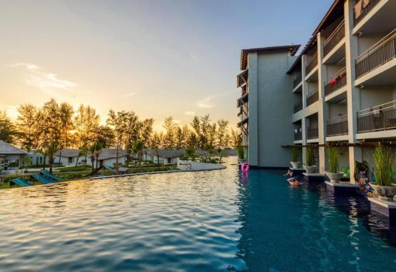 Mai Khao Lak Beach Resort  Phuket Regiunea Thailanda