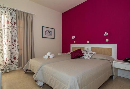 Manolis Apartments  Heraklion Grecia