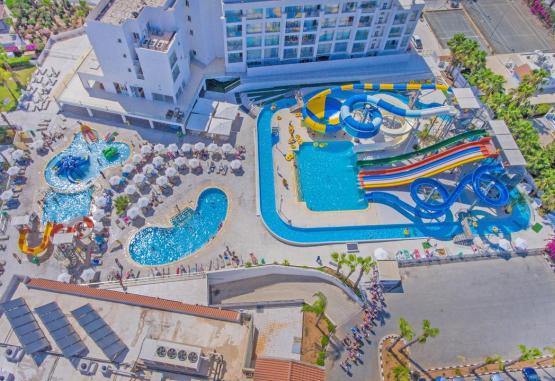 Marlita Beach Hotel Apartments  Protaras Cipru