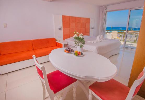 Marlita Beach Hotel Apartments  Protaras Cipru