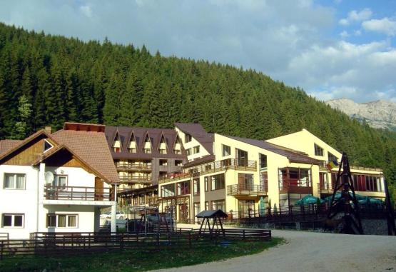 Mistral Resort  Moieciu Romania