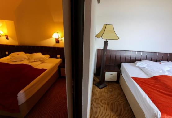 Mistral Resort  Moieciu Romania