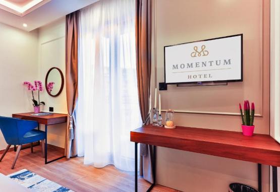Momentum By Aycon  Regiunea Muntenegru 