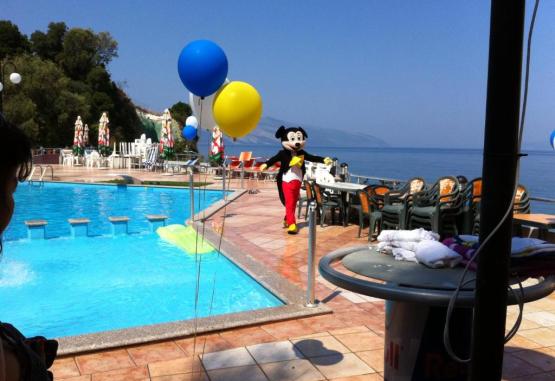 New York  Vlore Regiunea Albania