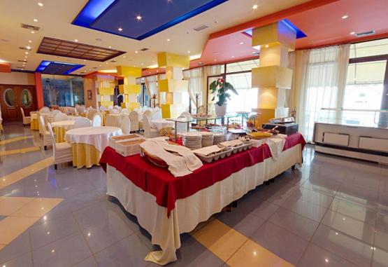 New York  Vlore Regiunea Albania