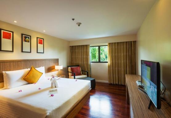 Novotel Phuket Surin Beach Resort  Phuket Regiunea Thailanda