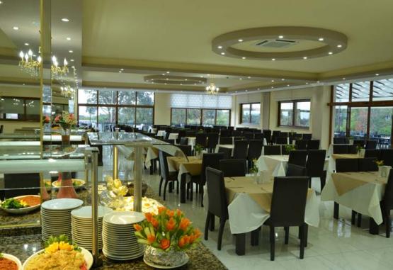 Riverside Garden Resort & Premium Hotel Kyrenia Cipru