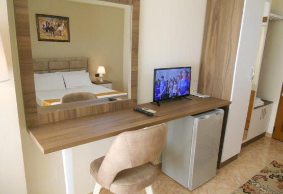 Onorato  Vlore Regiunea Albania
