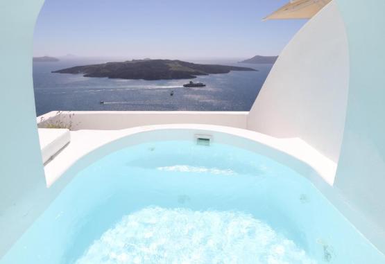 Panorama Studios and Suites  Insula Santorini Grecia