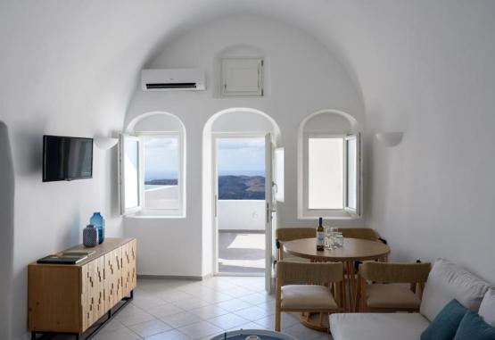 Panorama Studios and Suites  Insula Santorini Grecia