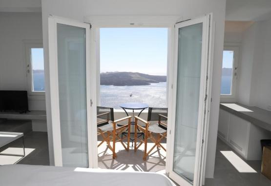 Panorama Studios and Suites  Insula Santorini Grecia