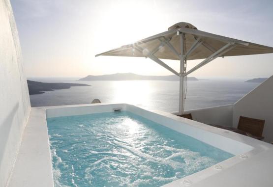 Panorama Studios and Suites  Insula Santorini Grecia