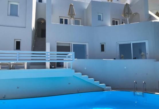 Panorama Studios and Suites  Insula Santorini Grecia