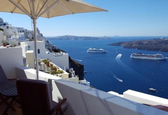 Panorama Studios and Suites  Insula Santorini Grecia