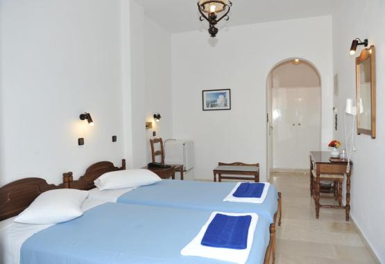 Proteas Hotel  Insula Santorini Grecia