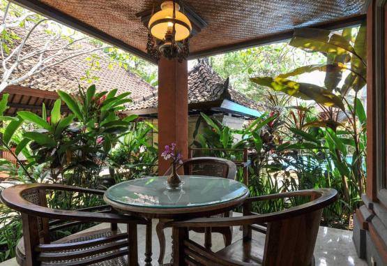 Puri Saraswati Bungalow  Bali Indonezia