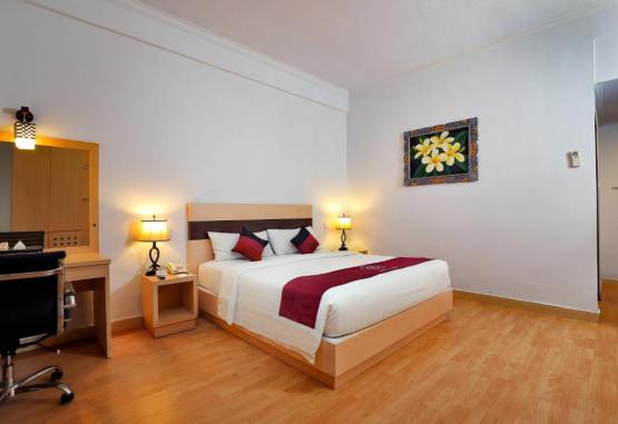 Puri Saron Hotel Seminyak  Bali Indonezia