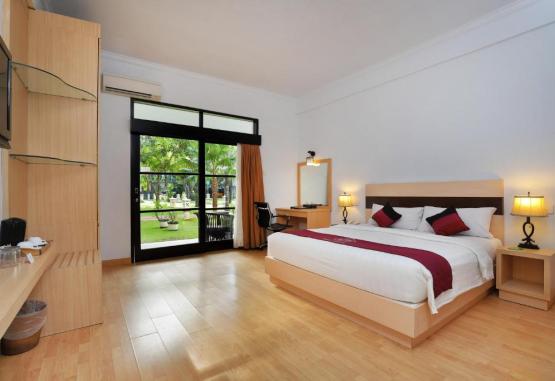 Puri Saron Hotel Seminyak  Bali Indonezia