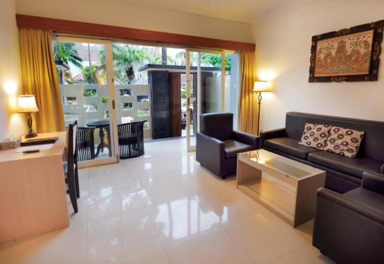 Puri Saron Hotel Seminyak  Bali Indonezia