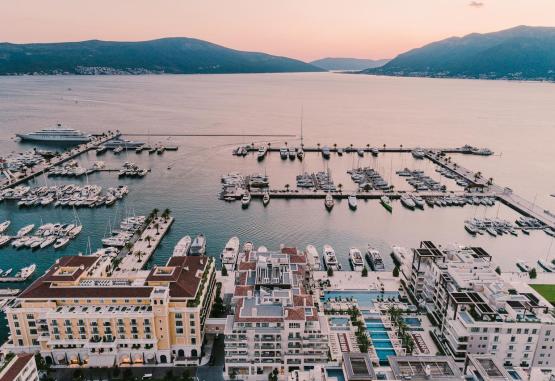 Regent Porto Montenegro  Regiunea Muntenegru 