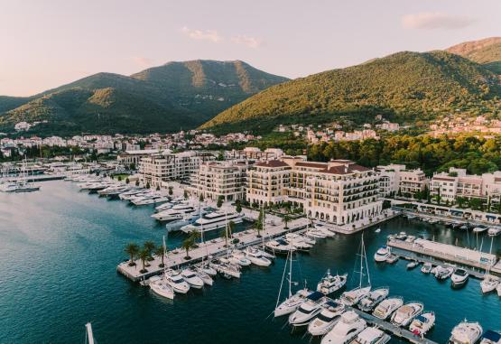 Regent Porto Montenegro  Regiunea Muntenegru 