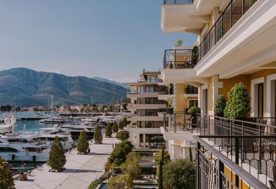 Regent Porto Montenegro  Regiunea Muntenegru 