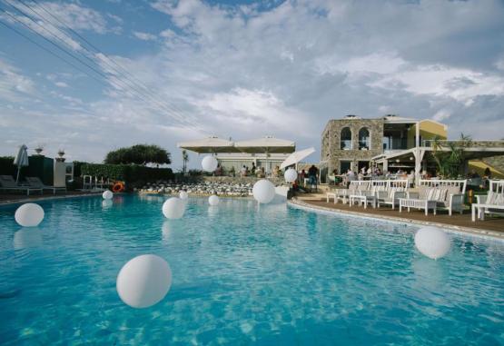 Restia Suites  Insula Corfu Grecia