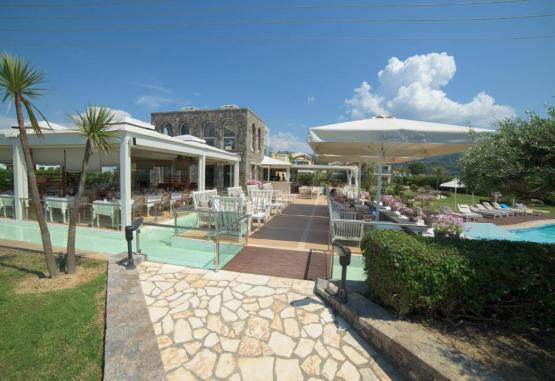 Restia Suites  Insula Corfu Grecia