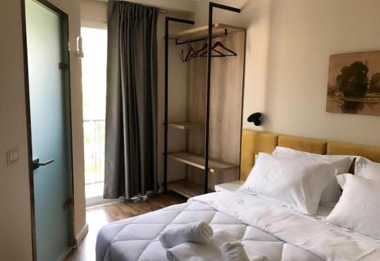 Ruby Palace  Vlore Regiunea Albania