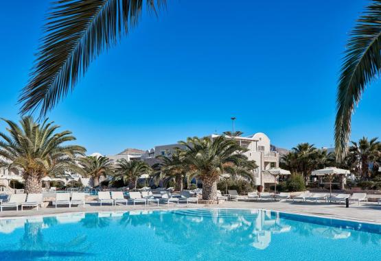 Santo Miramare Beach Resort 4* Insula Santorini Grecia