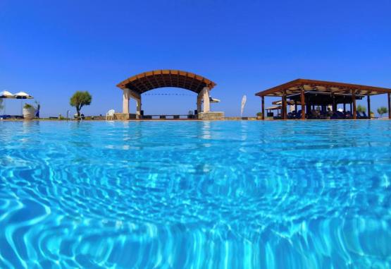 Sirens Beach Village  Heraklion Grecia