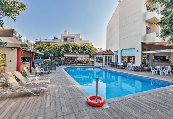 Sofia Hotel Heraklion  Heraklion Grecia