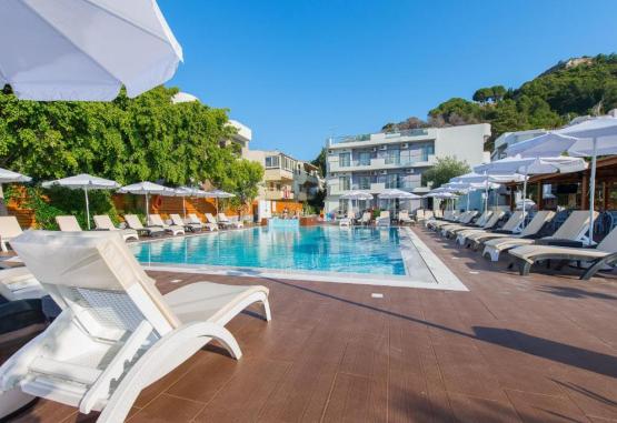 Sunny Days Hotel Apartments Rhodes  Rodos Town Grecia